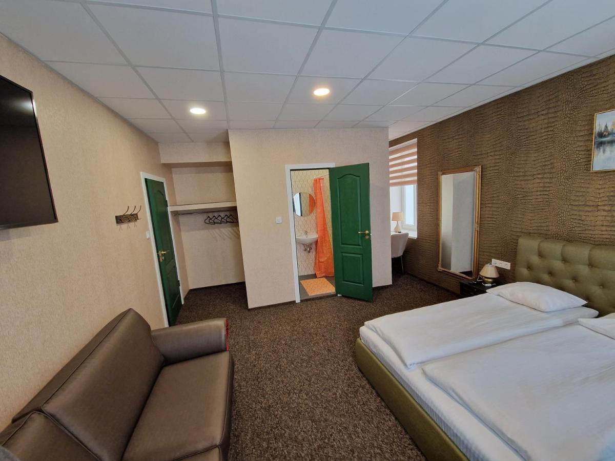 Central Hotel With Free Parking Riga Eksteriør billede